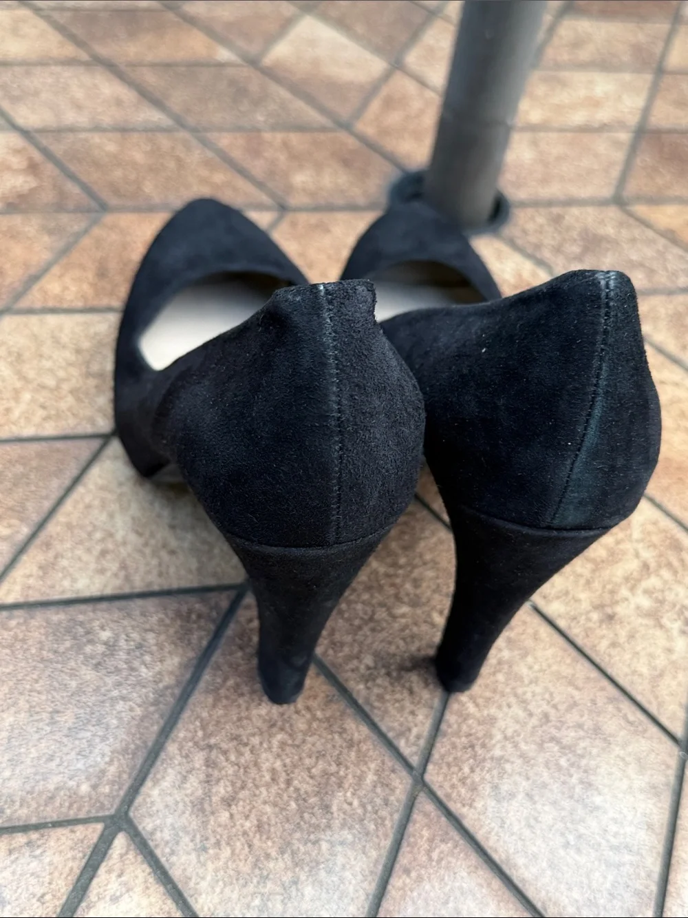 Franco Sarto Black Suede Classic Round-Toe Pumps